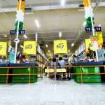 “A integração de painéis de LED e outras soluções digitais reforça o nosso compromisso em oferecer um ambiente dinâmico, intuitivo e ainda mais atrativo. A comunicação visual impactante e segmentada permite destacar ofertas e produtos de forma estratégica, criando uma jornada mais fluida e envolvente dentro da loja”, analisa Oliveira. 