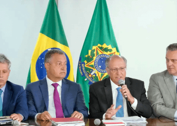 Governo zera imposto de importação de azeite, carne, café e outros alimentos para tentar reduzir inflação