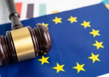 UE multa em € 700 milhões Apple e Meta em ação antitruste