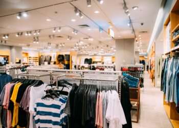 Na fronteira entre tradição e futuro: a transformação inevitável do varejo multimarcas de moda brasileiro