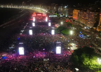 Show de Lady Gaga leva 2,1 milhões de pessoas para Copacabana