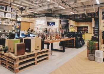 Flagship da Swee Lee aposta da comunidade e inova no varejo musical