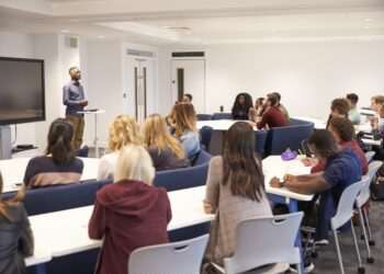 Dona da Centauro e Nike no Brasil, Grupo SBF lança projeto de educação para colaboradores