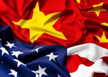 Casa Branca: Trump assina ordem para ajustar as tarifas da China