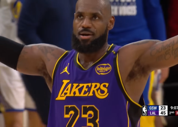 Los Angeles Lakers é vendido por US$ 10 bilhões no negócio mais valioso da história do esporte