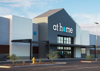 Rede de decoração At Home prepara pedido de recuperação judicial e pode fechar 20 lojas nos EUA