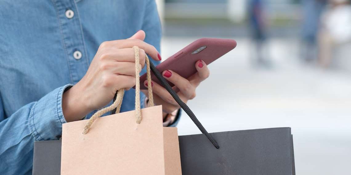 Estudo revela que 75% dos brasileiros usam apps para fazer compras no supermercado