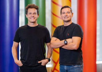 Eletromidia integra a B.Drops à plataforma Aqui Ads e supera 76 mil telas em todo o País