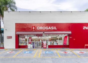 RD Saúde atinge a marca de 400 salas de vacinação e planeja 350 novas lojas neste ano