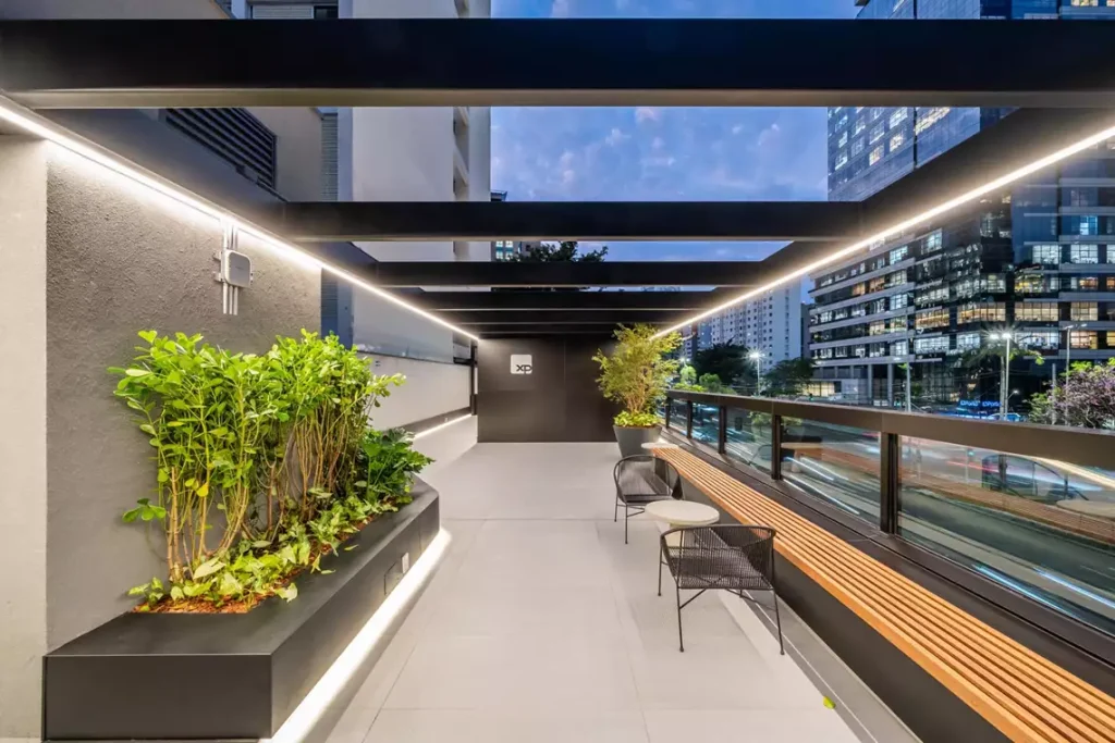 Flagship da XP em São Paulo transforma agência em hub de experiência