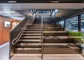 Flagship da XP em São Paulo transforma agência em hub de experiência