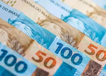 Câmara aprova isenção do IR para quem ganha dois salários mínimos