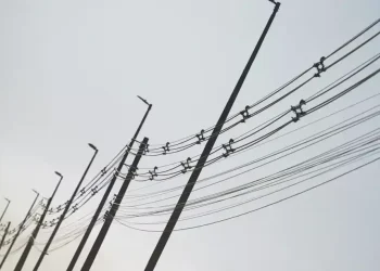 Aneel aprova redução tarifária média de 1,67% para consumidores da Light