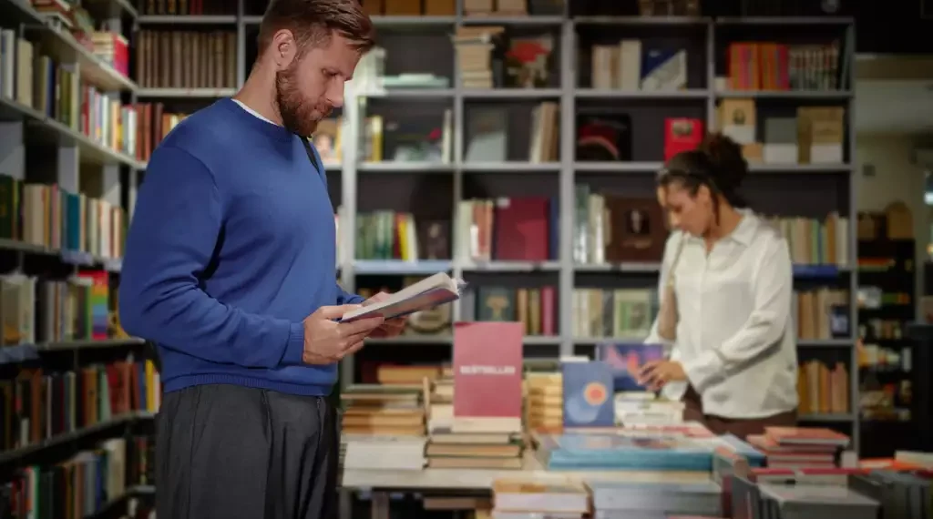 Mercado de livros começa o ano com receita 3,3% maior sobre 2024 e tem TikTok como aliado