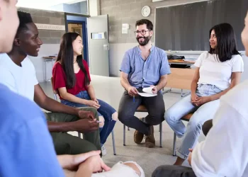 MOL Impacto e RD Saúde lançam edital de R$ 12 milhões para organizações da saúde