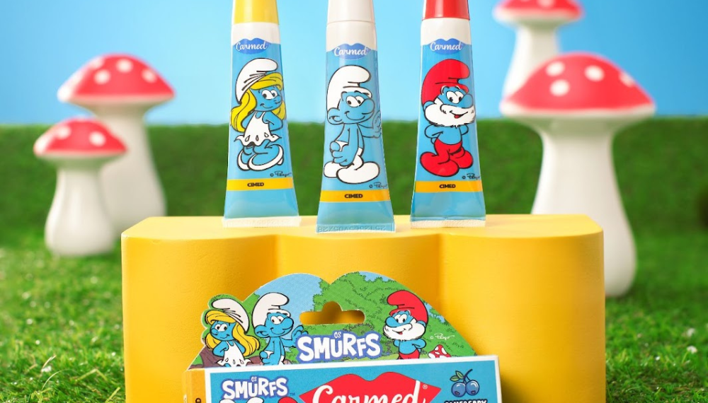 Carmed Smurfs vende 2 milhões de unidades e injeta R$ 50 milhões em 10 mil farmácias