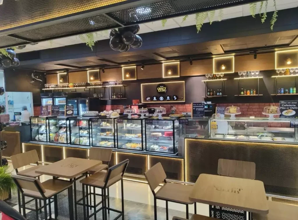 Carrefour aposta em Café Bar e revitalização de loja