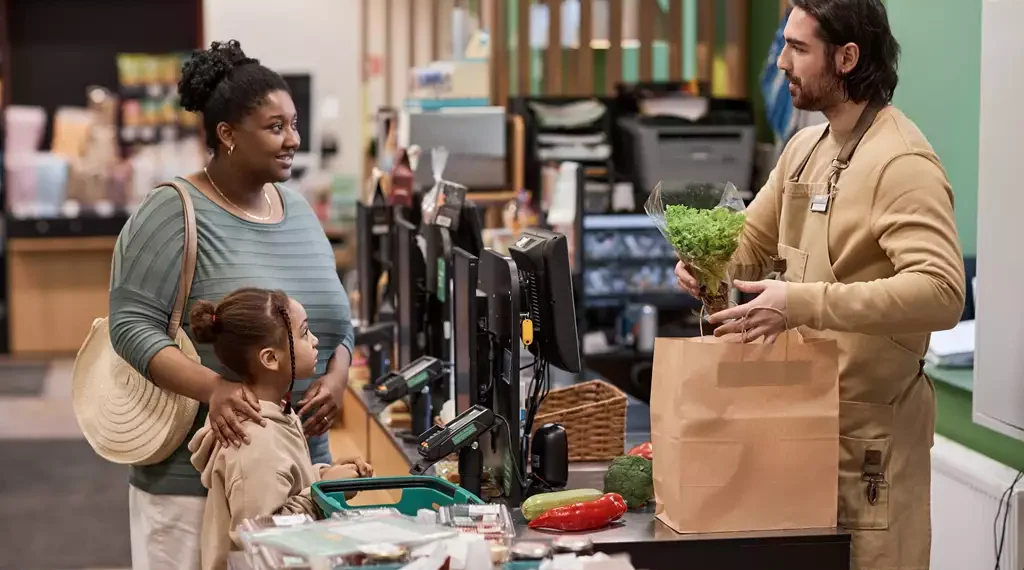 Supermercados em 2025: formatos menores, compras rápidas e a força da conveniência