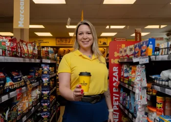 Com café próprio e padaria, Oxxo aposta em foodservice para crescer no Brasil