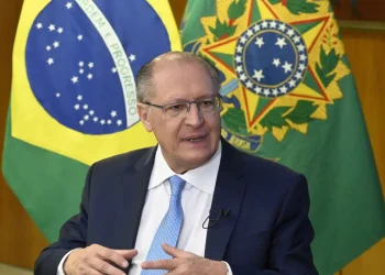 Alckmin agradece a diretores da CNI empenho do setor privado para resolver tarifaço