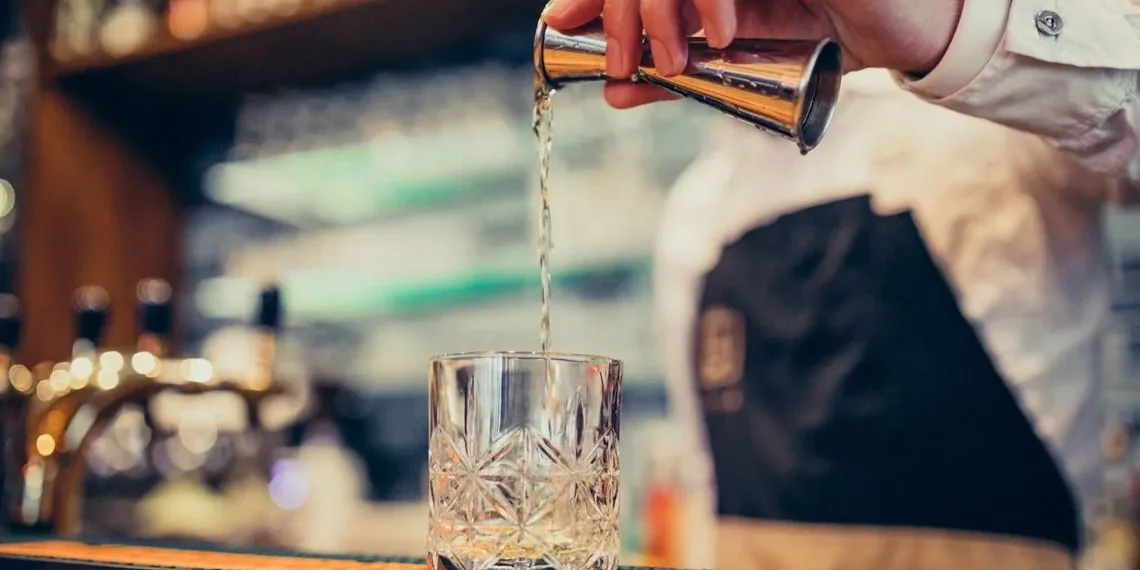 Entidades se manifestam sobre casos de bebidas adulteradas com metanol em São Paulo